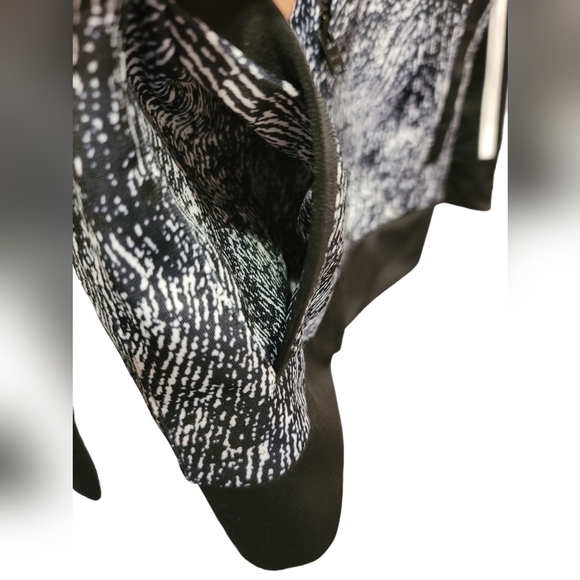 Kids Addias Jacket - Picture 6 of 10